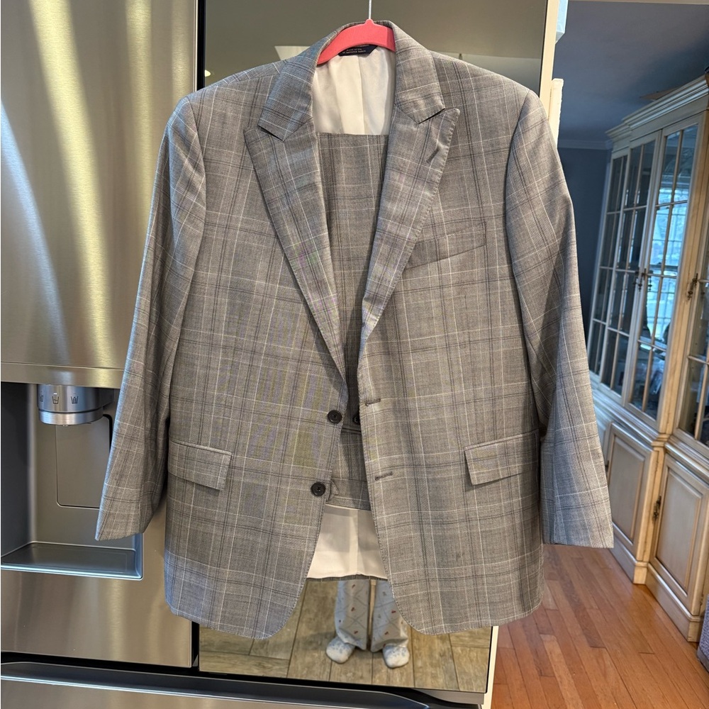 Brooks Brothers Gray Plaid Two-Button suit 42x36
